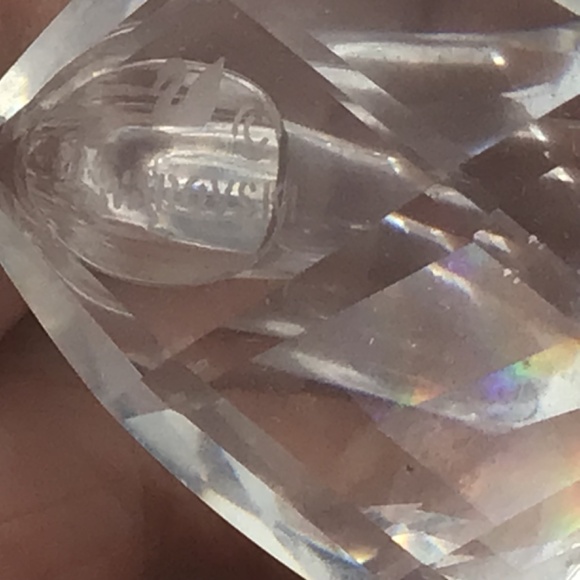 Swarovski Crystals Swan Figurine. 3 3/8” Long x 1 3/4” Tall. - Picture 9 of 9